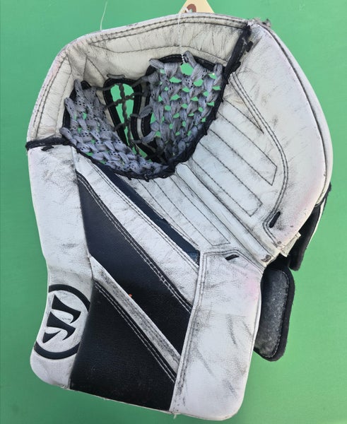 Intermediate Warrior Ritual GT2 Goalie Glove Regular