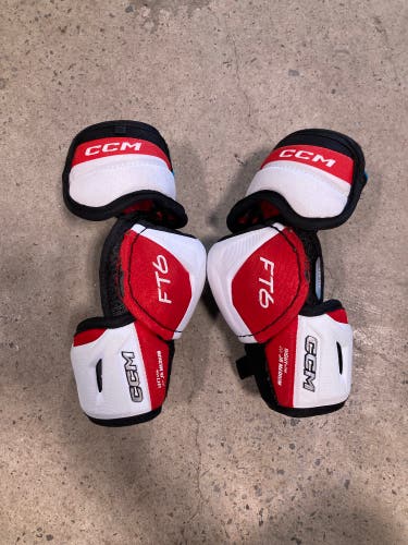 Junior Medium CCM JetSpeed FT6 Elbow Pads