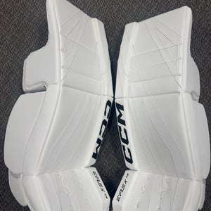 33" CCM EFLEX 7.9 33” +1 Goalie Leg Pads (New)