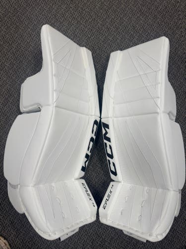 33" CCM EFLEX 7.9 33” +1 Goalie Leg Pads (New)