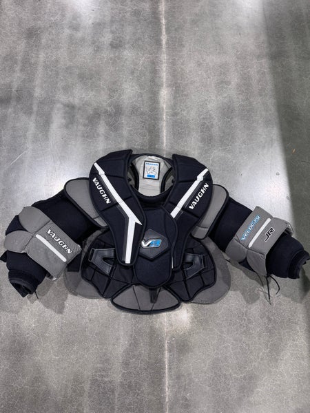 Junior Medium Vaughn Velocity V9 Goalie Chest Protector (Used)