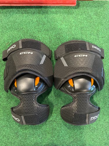 CCM KP Pro Goalie Knee Pads (Used) | Senior