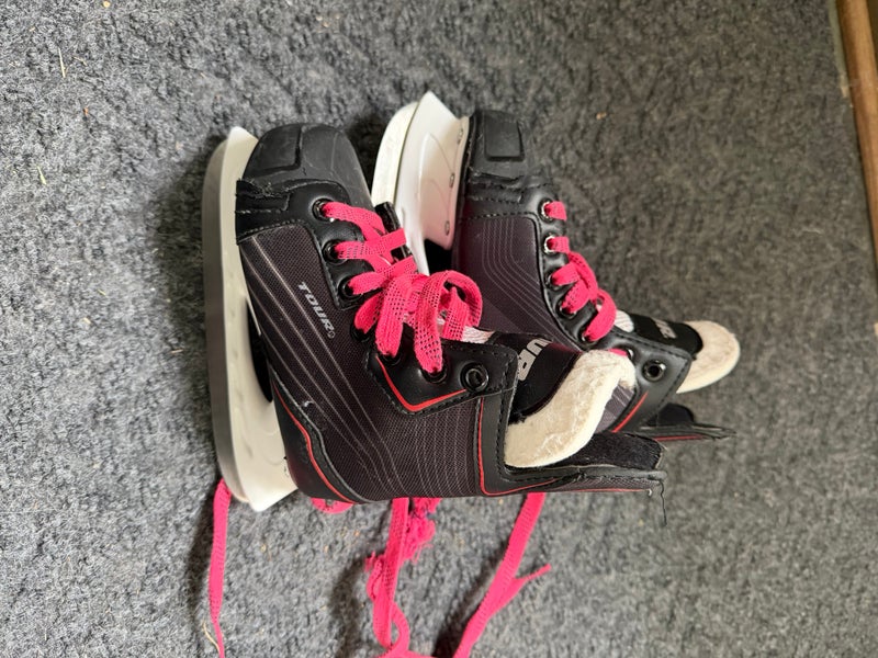 Tour Hockey Skates Regular Width 11 (Used)