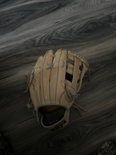 SSK Z7 RH Outfield Baseball Glove 12.75" (Used)