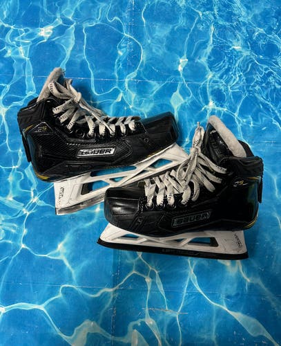 Junior Bauer Supreme 2S Pro Hockey Goalie Skates Extra Wide | Size 3.5 (Used)