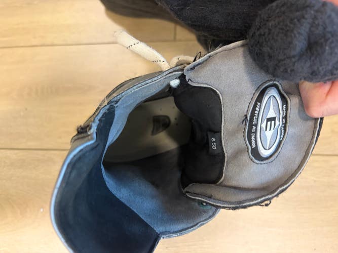 Easton Hockey Skates Regular Width 8.5 (Used)