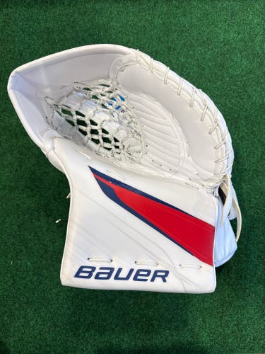 White Senior Bauer Vapor Hyperlite 2 Goalie Glove Regular (Mann) Pro Stock (New)
