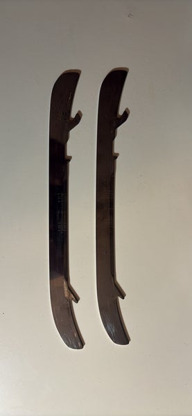 2023 Bauer Vapor X4 Hockey Skates Regular Width 8.5 (Used)