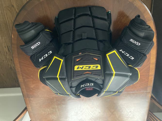 XL CCM Premier Pro Goalie Chest Protector (Used)