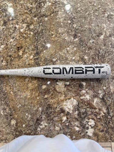 2025 Combat MFG Spec A1 Cookies and Cream (-3) 29 oz 32" (Very Good)