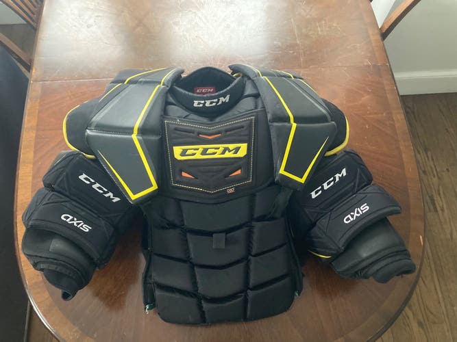 XL CCM Premier Pro Goalie Chest Protector (Used)