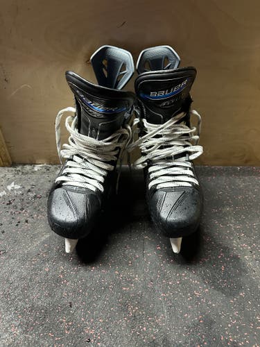 Bauer Vapor FlyLite Hockey Skates – Size 8 Fit 1 (Used, Great Condition, Blades Included)