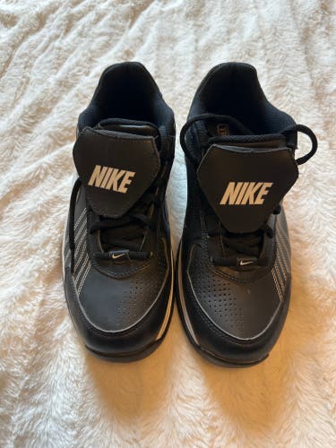 Black Men's Size M 8.0 (W 9.0) Adult Nike Air Diamond Low Top Turf Cleats (Used)