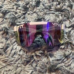 Unisex One Size Fits All Marucci Sunglasses (Used)