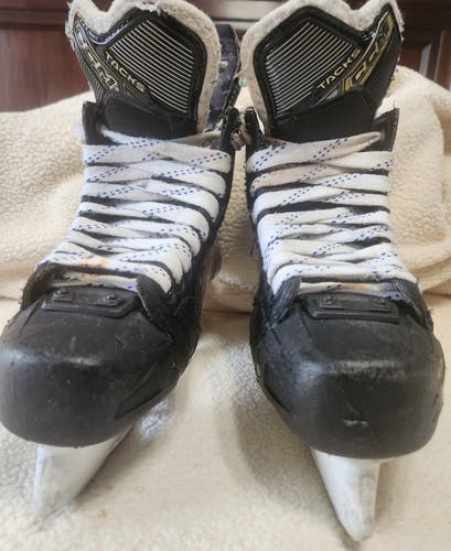 2022 CCM Tacks AS-570 Hockey Skates Regular Width Size 4.5 (Used)