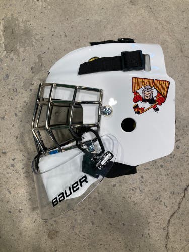 Youth CCM Axis 1.5 Goalie Mask