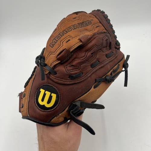 Wilson A440 11.5 Fastpitch softball Baseball Glove