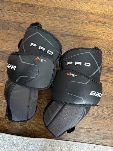 Bauer Goalie Pro Knee Guards Senior