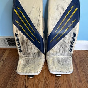 Custom Medium Bauer Vapor Hyperlite Goalie Leg Pads (Used)