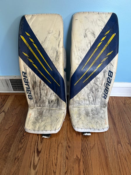 Custom Medium Bauer Vapor Hyperlite Goalie Leg Pads (Used)