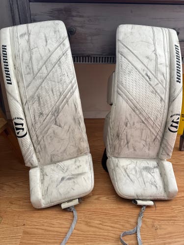 31" 2022 Warrior Ritual G6 E+ Regular Goalie Full Set (Used)