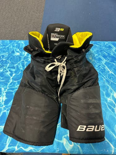 Senior Medium Bauer Supreme 3S Hockey Pants (Used)