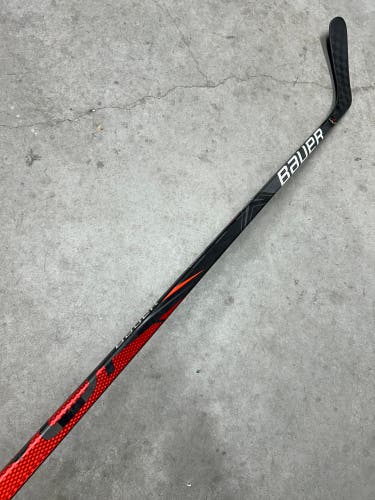 102 Flex P90TM Senior Bauer Vapor Flylite Left Hand Hockey Stick Pro Stock (New)