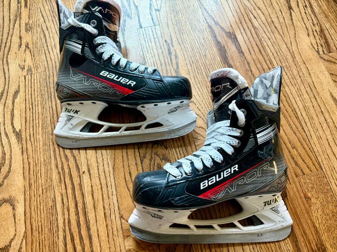 Bauer Vapor X3 Hockey Skates Regular Width 7 (Used)