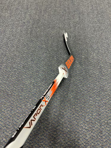 Intermediate Bauer Vapor X5 Pro Goalie Stick Regular 23" Paddle (Used)