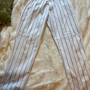 White Men's Medium Youth Alleson Game Pants (Used)