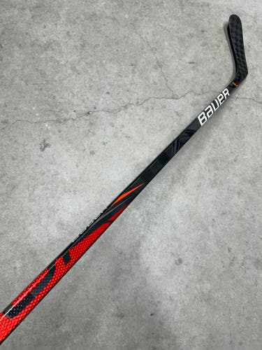 77 Flex P92 Senior Bauer Vapor Flylite Left Hand Hockey Stick Pro Stock (New)