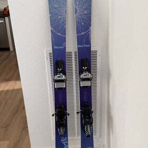 New Women's Blizzard Black Pearl 88 Skis - 159cm W/Marker Griffon Bindings