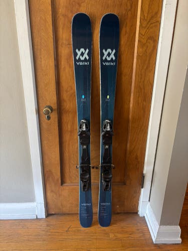 Volkl Yumi 84 147cm with Adjustable Tyrolia SP10 GripWalk Bindings