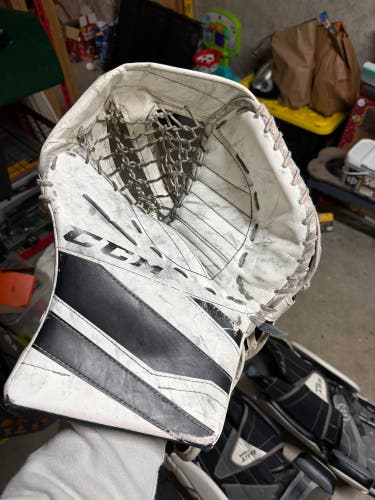 2020 CCM Extreme Flex III E3.9 Regular (Used)