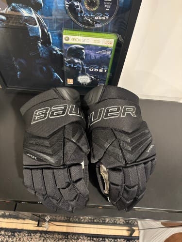 Bauer Vapor Flylite Gloves 15" (Used)