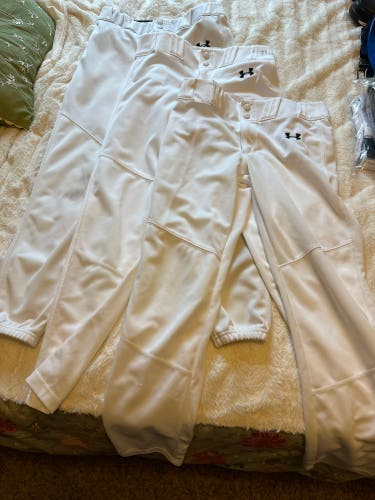 White Men's Large Youth Under Armour Game Pants (Used)