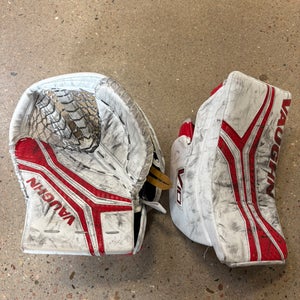 Intermediate Vaughn V10 Goalie Glove & Blocker Set Regular (Used)