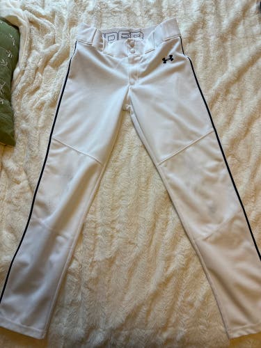 White Men's Large Youth Under Armour Game Pants (Used)