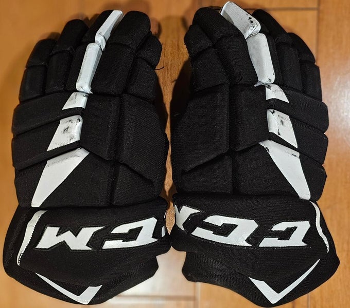 Senior CCM JetSpeed FT485 Hockey Gloves 14" (Used)