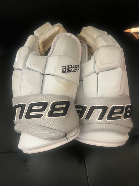 LA KINGS PRO STOCK MIKEY ANDERSON WHITE Bauer Gloves 14" (Used)