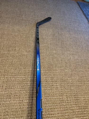 Senior Bauer Vapor Hyperlite 2 Right Handed Hockey Stick P92M 70 Flex Pro Stock (New)