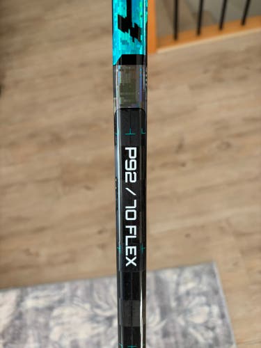 Senior Bauer Twitch Left Hand Hockey Stick P92 70 Flex (New)