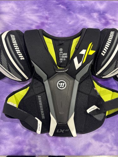 XL Senior Warrior ALPHA LX 20 Shoulder Pads (Used)