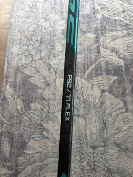 Senior Bauer Pulse Left Hand Hockey Stick P92 77 Flex (Used)