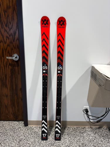 Volkl Racetiger WC GS 151 cm Racing Skis Without Bindings (Used)