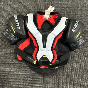 Used Intermediate Medium Bauer Vapor Hyperlite Shoulder Pads
