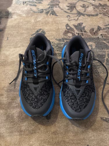 UA Scramjet 4.5Y (Big Kids / Youth) Youth Under Armour Shoes (New)