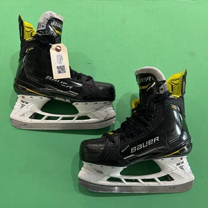 Used Intermediate Bauer Supreme M4 Hockey Skates Size 6 | FIT 1