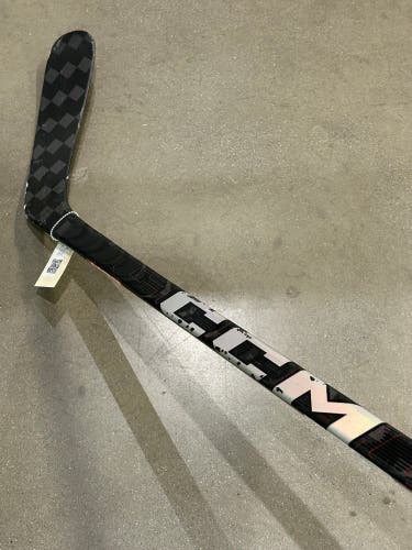 Used Junior CCM JetSpeed FT5 Pro Right Handed Hockey Stick P29