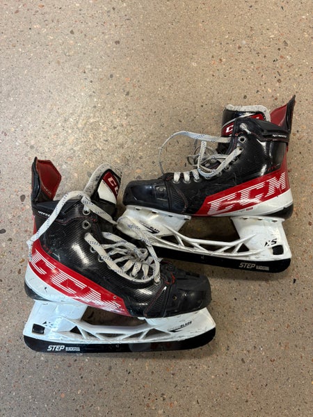 Senior CCM JetSpeed FT4 Pro Hockey Skates Regular Width 8 (Used)